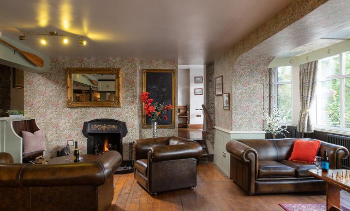 Enjoy our Lounge